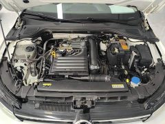 Volkswagen Golf 200TSI DSG - ფოტო 20