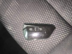 Volkswagen Golf 200TSI DSG - ფოტო 9