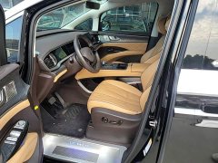 Denza BYD Denza D9 DM-i 1050 Premium - ფოტო 15