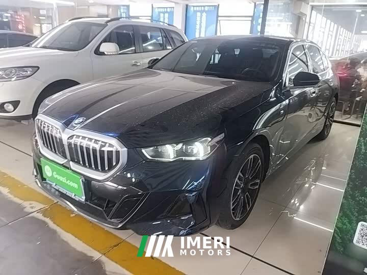 BMW 5 Series 530Li Premier M Sport Package - ავტომობილი ჩინეთიდან