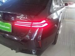 BMW 5 Series 530Li Premier M Sport Package - ფოტო 8