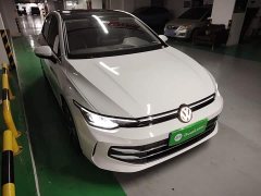 Volkswagen Golf 300TSI Pro - ფოტო 4
