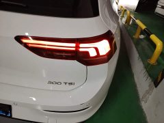 Volkswagen Golf 300TSI Pro - ფოტო 8