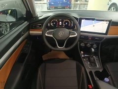 Volkswagen Bora 200TSI DSG Comfort Pro - ფოტო 11