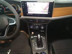 Volkswagen Bora 200TSI DSG Comfort Pro - ფოტო 14