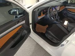 Volkswagen Bora 200TSI DSG Comfort Pro - ფოტო 16