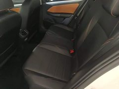 Volkswagen Bora 200TSI DSG Comfort Pro - ფოტო 17