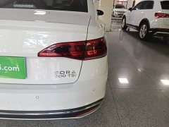 Volkswagen Bora 200TSI DSG Comfort Pro - ფოტო 8