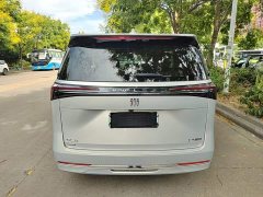 Buick GL8 New Energy Lusang Respect Edition - ფოტო 4