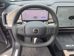 Volvo XC70 Plug-in Hybrid 2026 Two-Wheel Drive Long Range Core - ფოტო 11