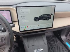 Volvo XC70 Plug-in Hybrid 2026 Two-Wheel Drive Long Range Core - ფოტო 13