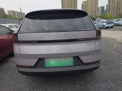 Volvo XC70 Plug-in Hybrid 2026 Two-Wheel Drive Long Range Core - ფოტო 6