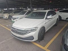 Volkswagen Sagitar 200TSI DSG Feiyue Edition - ფოტო 1