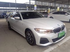 BMW 3 Series 2022 325Li M Sport Package - ფოტო 4