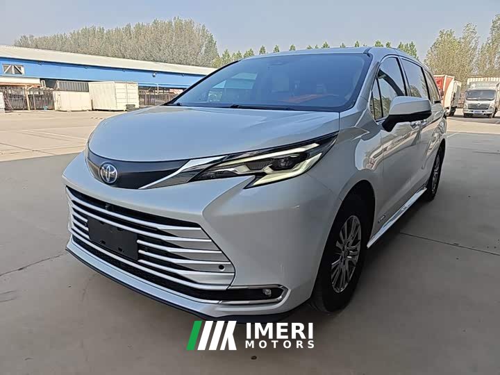 Toyota Sienna 2.5L Hybrid Comfort Edition