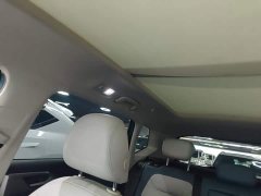 Volkswagen Touareg 300TSI Two-Wheel Drive Moonlight Edition - ფოტო 18