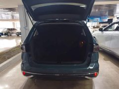Volkswagen Touareg 300TSI Two-Wheel Drive Moonlight Edition - ფოტო 19
