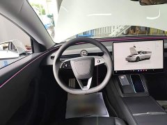Tesla Model 3 Long Range Rear-Wheel Drive - ფოტო 11