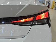 Hyundai Elantra 2023 1.5L CVT GLX Elite - ფოტო 8