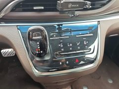 Buick GL8 Land Executive Cabin 652T Luxury - ფოტო 10