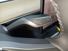 Tesla Model Y Rear-Wheel Drive - ფოტო 14