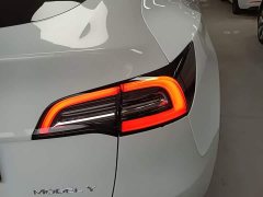 Tesla Model Y Rear-Wheel Drive - ფოტო 8