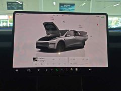 Tesla Model Y Rear-Wheel Drive - ფოტო 13