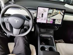 Tesla Model Y Standard Range RWD - ფოტო 10