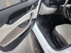BYD Qin PLUS Glory Edition DM-i 55KM Leading - ფოტო 16