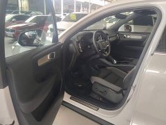 Volvo XC40 B3 Smart Remote Luxury Edition - ფოტო 16