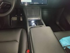 Tesla Model Y Standard Range RWD - ფოტო 14