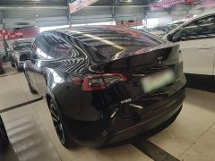 Tesla Model Y Standard Range RWD - ფოტო 5
