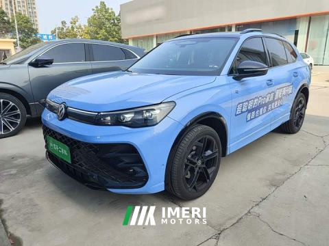 2025 Volkswagen Tiguan L PRO 380TSI AWD R-Line Premium Edition