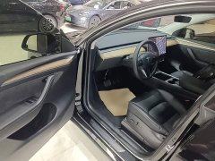 Tesla Model Y Standard Range RWD - ფოტო 16