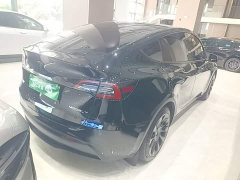 Tesla Model Y Standard Range RWD - ფოტო 7