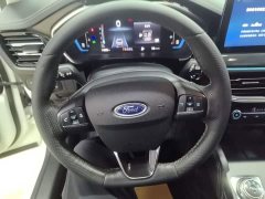 Ford Focus Hatchback EcoBoost 180 Automatic Trend - ფოტო 11