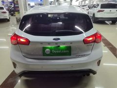 Ford Focus Hatchback EcoBoost 180 Automatic Trend - ფოტო 6