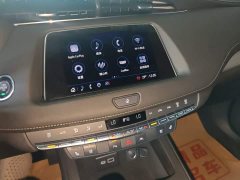 Cadillac XT4 28T FWD Luxury - ფოტო 9