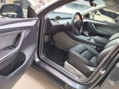Tesla Model Y Rear-Wheel Drive - ფოტო 16