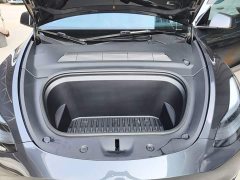 Tesla Model Y Rear-Wheel Drive - ფოტო 20
