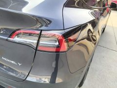 Tesla Model Y Rear-Wheel Drive - ფოტო 8