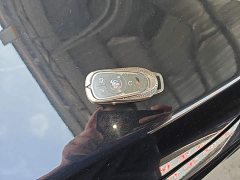 Buick Junyue 652T Luxury - ფოტო 9