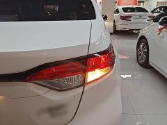 Toyota Corolla 2023 1.8L CVT Luxury - ფოტო 8