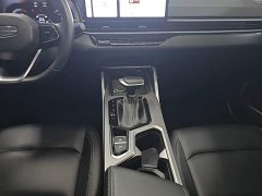 Geely Emgrand 2025 4th Generation 1.5L CVT Luxury - ფოტო 14