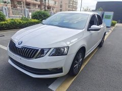 Skoda Octavia 2021 1.5L Automatic Comfort - ფოტო 1