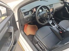 Skoda Octavia 2021 1.5L Automatic Comfort - ფოტო 16