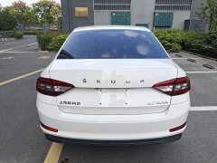 Skoda Octavia 2021 1.5L Automatic Comfort - ფოტო 6