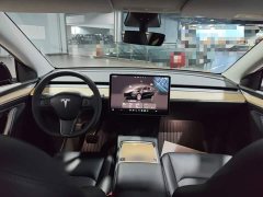 Tesla Model Y 2022 Facelift Rear-Wheel Drive - ფოტო 10