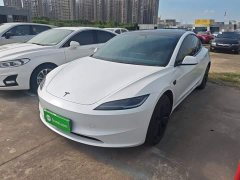 Tesla Model 3 Rear-Wheel Drive - ფოტო 1