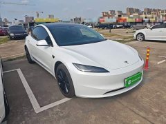 Tesla Model 3 Rear-Wheel Drive - ფოტო 4